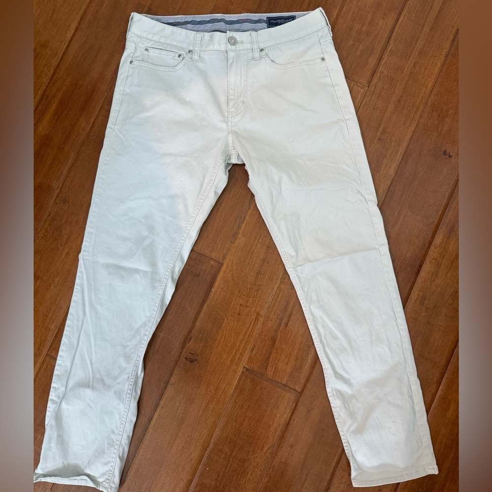 Men’s vineyard vines chinos